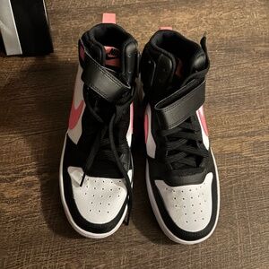 Nike Court Borough Mid 2 "Black" Grade School Girl’s Shoes